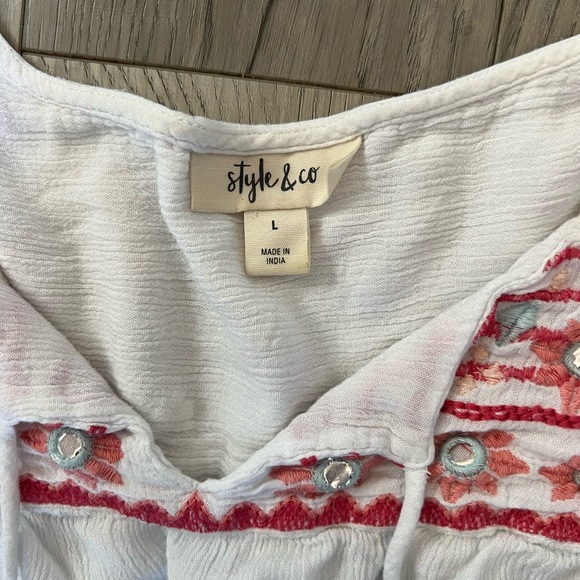 Three quartered sleeve blouse - Picture 2 of 2